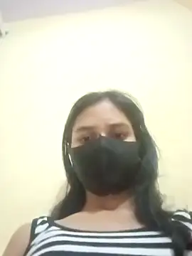 Snapshot of Mahira-- chatting on 16, 4, 2026 Mahira-- online show from 16, 4, 2026