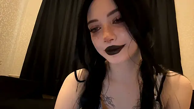 Snapshot of Kiralovessto chatting on 11, 2, 2026 Kiralovessto online show from 11, 2, 2026