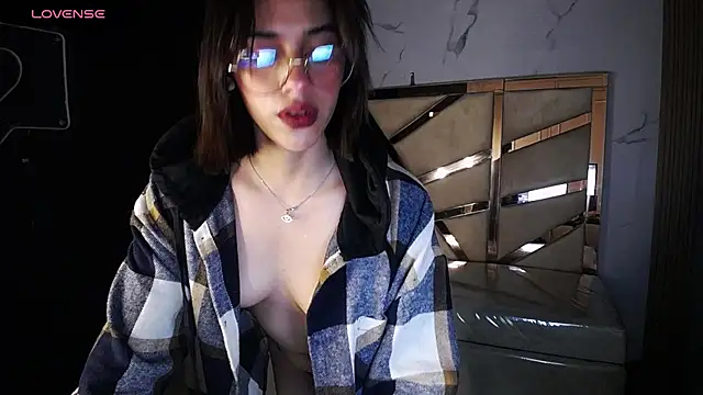 Snapshot of Skaller_james_a chatting on 4, 2, 2026 Skaller james a online show from 4, 2, 2026