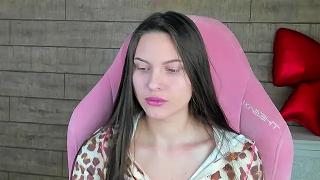 Snapshot of AliceVersal chatting on 26, 2, 2026 AliceVersal online show from 26, 2, 2026