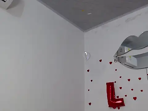 Snapshot of Caius_fox chatting on 12, 3, 2026 Caius fox online show from 12, 3, 2026