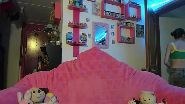 Rebecahart online show from 15, 3, 2026