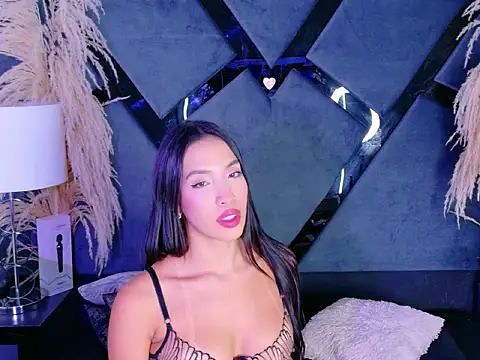 KylieWhitee online show from 6, 2, 2026