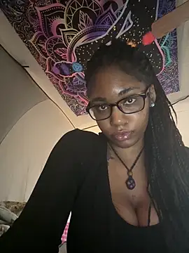 Snapshot of Ebonythroat777 chatting on 7, 4, 2026 Ebonythroat777 online show from 7, 4, 2026