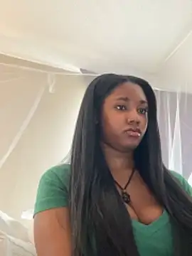 Snapshot of Ebonythroat777 chatting on 8, 5, 2026 Ebonythroat777 online show from 8, 5, 2026