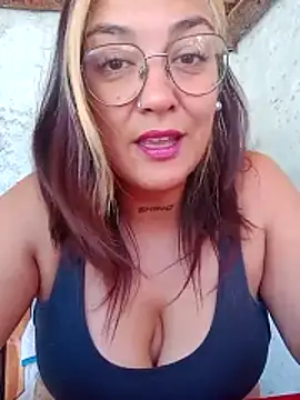 Snapshot of kuramaqueen chatting on 17, 3, 2026 kuramaqueen online show from 17, 3, 2026