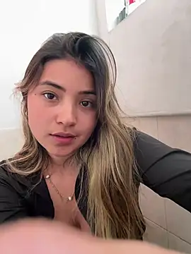 Snapshot of sweetlove- chatting on 4, 2, 2026 sweetlove- online show from 4, 2, 2026