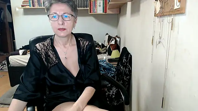 katemodel online show from 17, 10, 2025