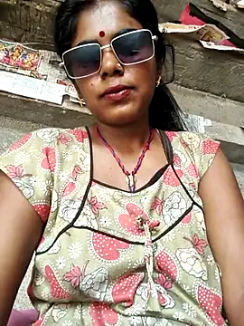 Snapshot of Riyakumari_hot66 chatting on 17, 5, 2026 Riyakumari hot66 online show from 17, 5, 2026