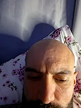 Snapshot of Robsonitj90 chatting on 21, 5, 2026 Robsonitj90 online show from 21, 5, 2026