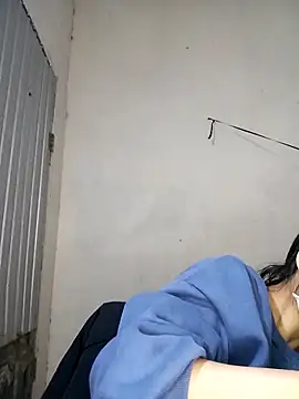 Daisy-lusia2026 online show from 14, 4, 2026