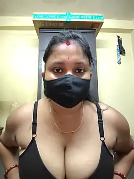 Curvy Trisha online show from 23, 5, 2026
