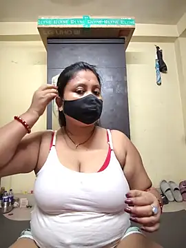 Curvy Trisha online show from 30, 5, 2026