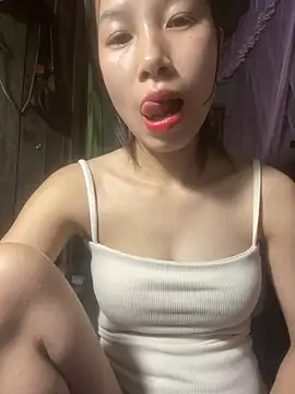 Snapshot of -Xenia_ chatting on 28, 3, 2026 -Xenia online show from 28, 3, 2026