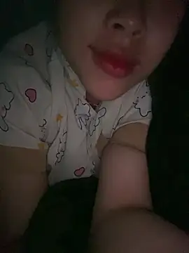 Snapshot of Emxinhka1 chatting on 6, 4, 2026 Emxinhka1 online show from 6, 4, 2026