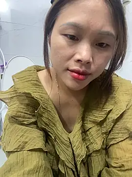Snapshot of Emxinhka1 chatting on 7, 4, 2026 Emxinhka1 online show from 7, 4, 2026