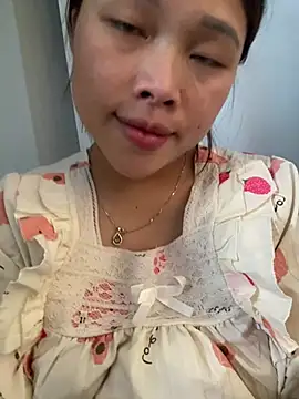 Snapshot of Emxinhka1 chatting on 11, 4, 2026 Emxinhka1 online show from 11, 4, 2026