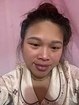 Snapshot of Emxinhka1 chatting on 5, 5, 2026 Emxinhka1 online show from 5, 5, 2026
