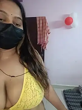 Snapshot of Aliya_Hott chatting on 6, 7, 2026 Aliya Hott online show from 6, 7, 2026