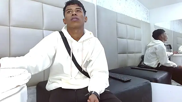 Snapshot of TonnyMarck chatting on 19, 2, 2026 TonnyMarck online show from 19, 2, 2026