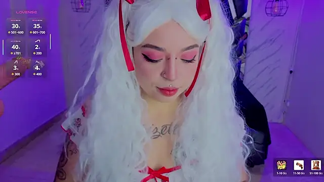 Snapshot of _Vermell_ chatting on 3, 3, 2026 Vermell online show from 3, 3, 2026