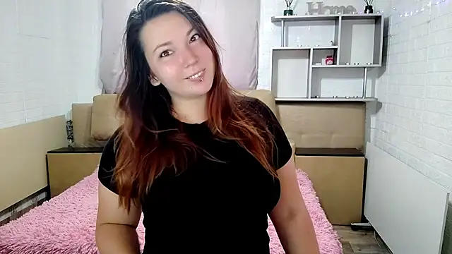 Snapshot of NotYourDoll chatting on 15, 7, 2026 NotYourDoll online show from 15, 7, 2026