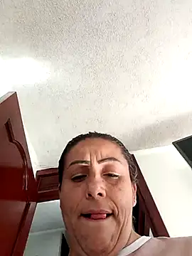 Snapshot of maynor_1998 chatting on 9, 5, 2026 maynor 1998 online show from 9, 5, 2026