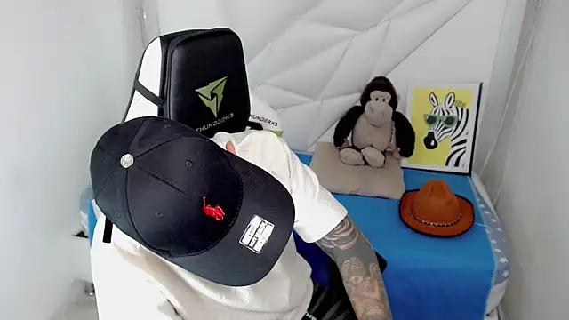 Snapshot of Black_diamondd_ chatting on 7, 2, 2026 Black diamondd online show from 7, 2, 2026