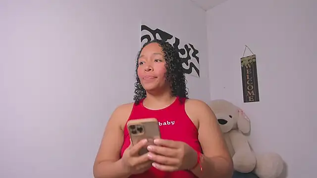 Nia13 online show from 6, 4, 2026