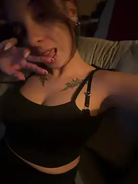 Sweetgirl44hott online show from 4, 4, 2026