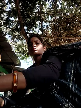 Snapshot of bhavna_pandit chatting on 11, 4, 2026 bhavna pandit online show from 11, 4, 2026