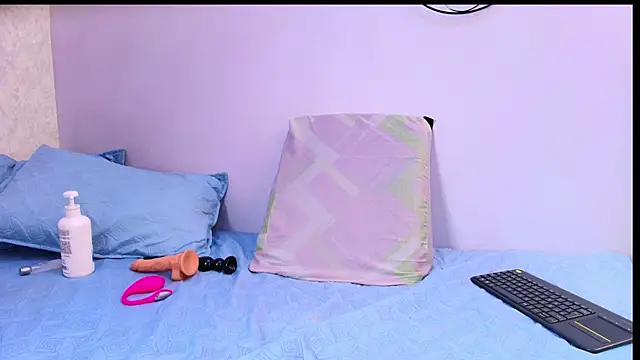 melany roberts  online show from 10, 2, 2026