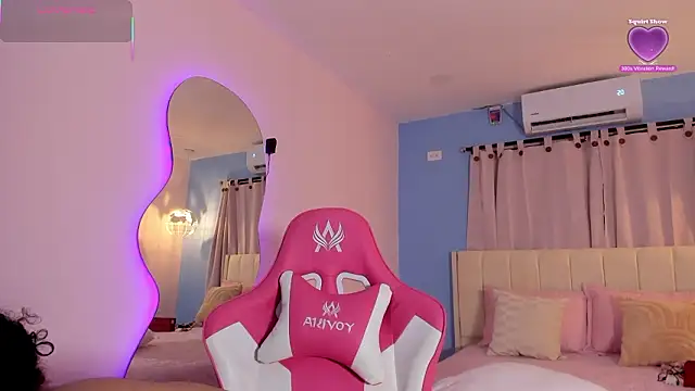 Snapshot of LOU_22_ chatting on 10, 2, 2026 LOU 22 online show from 10, 2, 2026