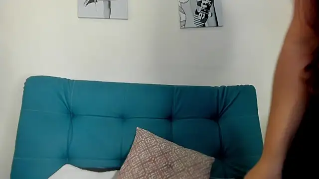 Victoria Rosee online show from 16, 2, 2026