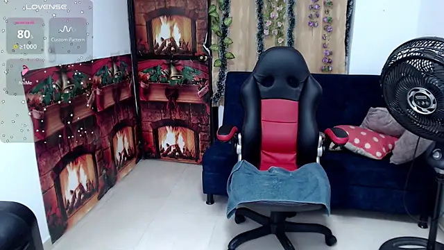 Snapshot of amelie_rose__ chatting on 11, 3, 2026 amelie rose online show from 11, 3, 2026