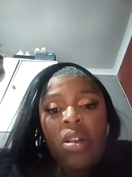 Snapshot of PrettyLisa26 chatting on 3, 5, 2026 PrettyLisa26 online show from 3, 5, 2026
