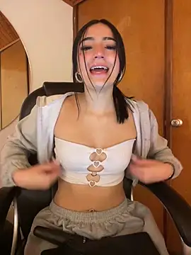 Snapshot of Valery_pink18 chatting on 18, 2, 2026 Valery pink18 online show from 18, 2, 2026