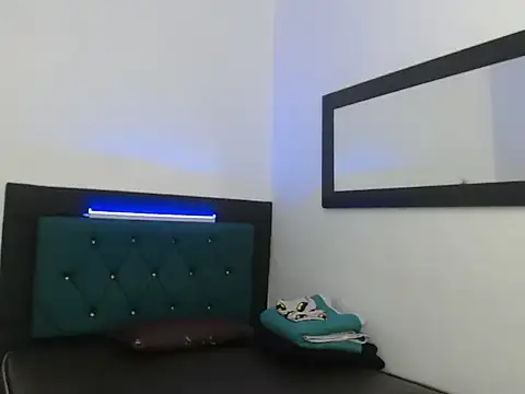 Snapshot of hotboyluxe chatting on 11, 5, 2026 hotboyluxe online show from 11, 5, 2026
