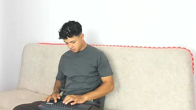  Alex Colton online show from 2, 4, 2026