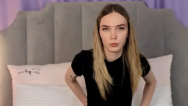 Snapshot of NikkiRyx chatting on 17, 5, 2026 NikkiRyx online show from 17, 5, 2026