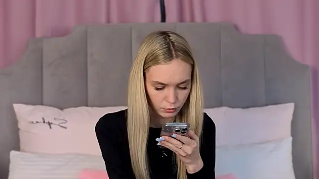 Snapshot of NikkiRyx chatting on 30, 5, 2026 NikkiRyx online show from 30, 5, 2026