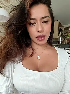 foxxy lover online show from 25, 4, 2026