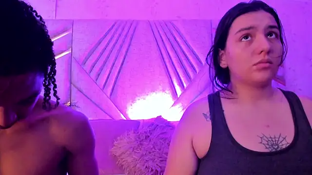 Snapshot of dafne_and_erick_ chatting on 9, 7, 2026 dafne and erick online show from 9, 7, 2026