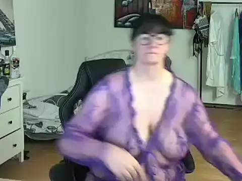 Sylly online show from 25, 2, 2025