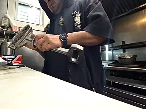 bischo666 online show from 11, 2, 2026