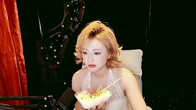 Lady-Mia777 online show from 5, 3, 2026