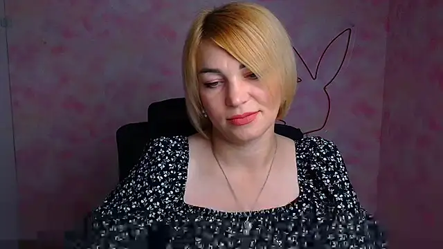 Snapshot of CuttieEmma chatting on 22, 6, 2026 CuttieEmma online show from 22, 6, 2026