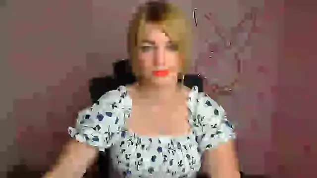 Snapshot of CuttieEmma chatting on 14, 7, 2026 CuttieEmma online show from 14, 7, 2026