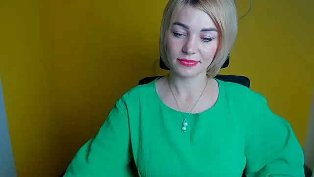 Snapshot of CuttieEmma chatting on 29, 7, 2026 CuttieEmma online show from 29, 7, 2026