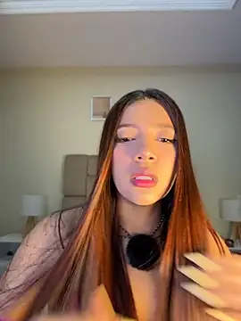 Snapshot of Pushaina__1 chatting on 5, 7, 2026 Pushaina 1 online show from 5, 7, 2026